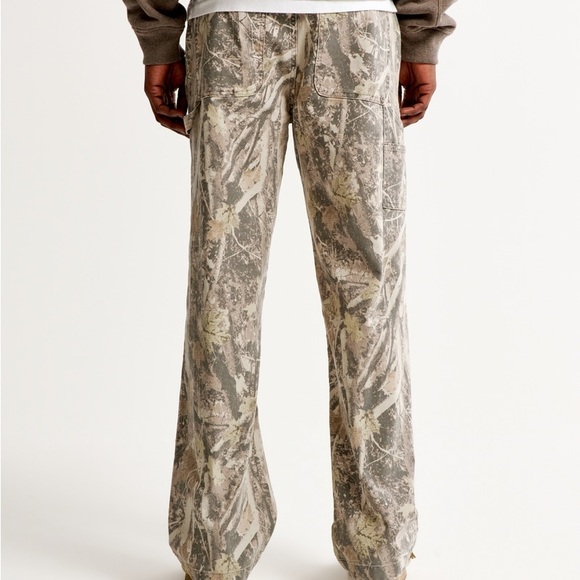 Abercrombie & Fitch Baggy - Picture 6 of 13